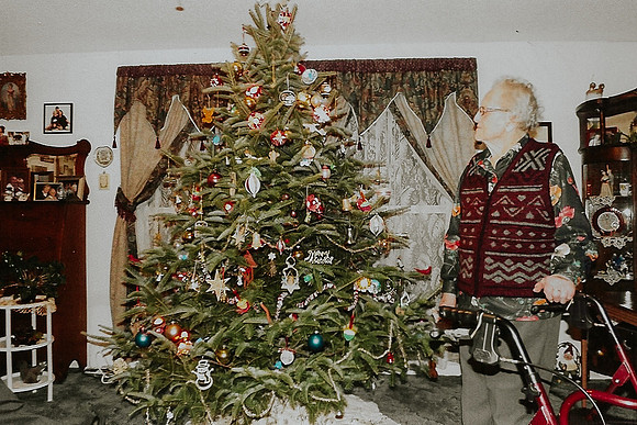 Grandma's Christmas tree 2016