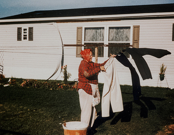 Hanging wash 1990