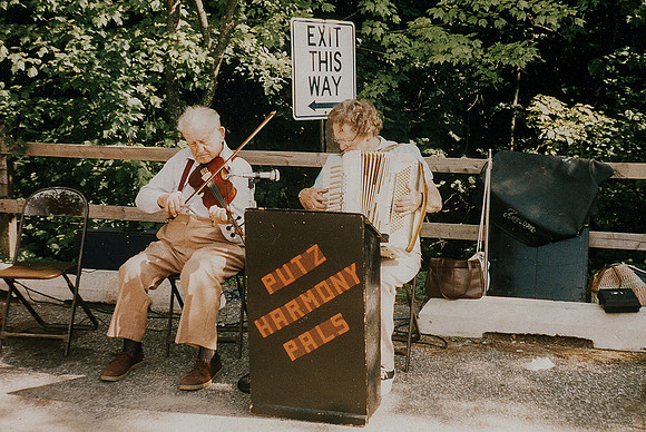 Grandma & Grandpa playing in Ftn. City 1995