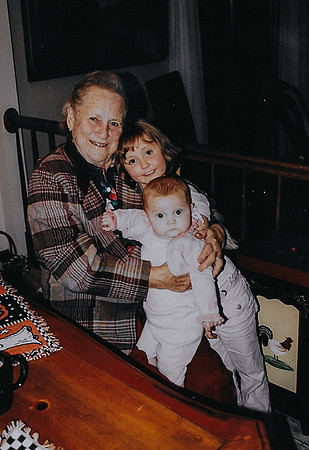 Great Grandma & Haines girls